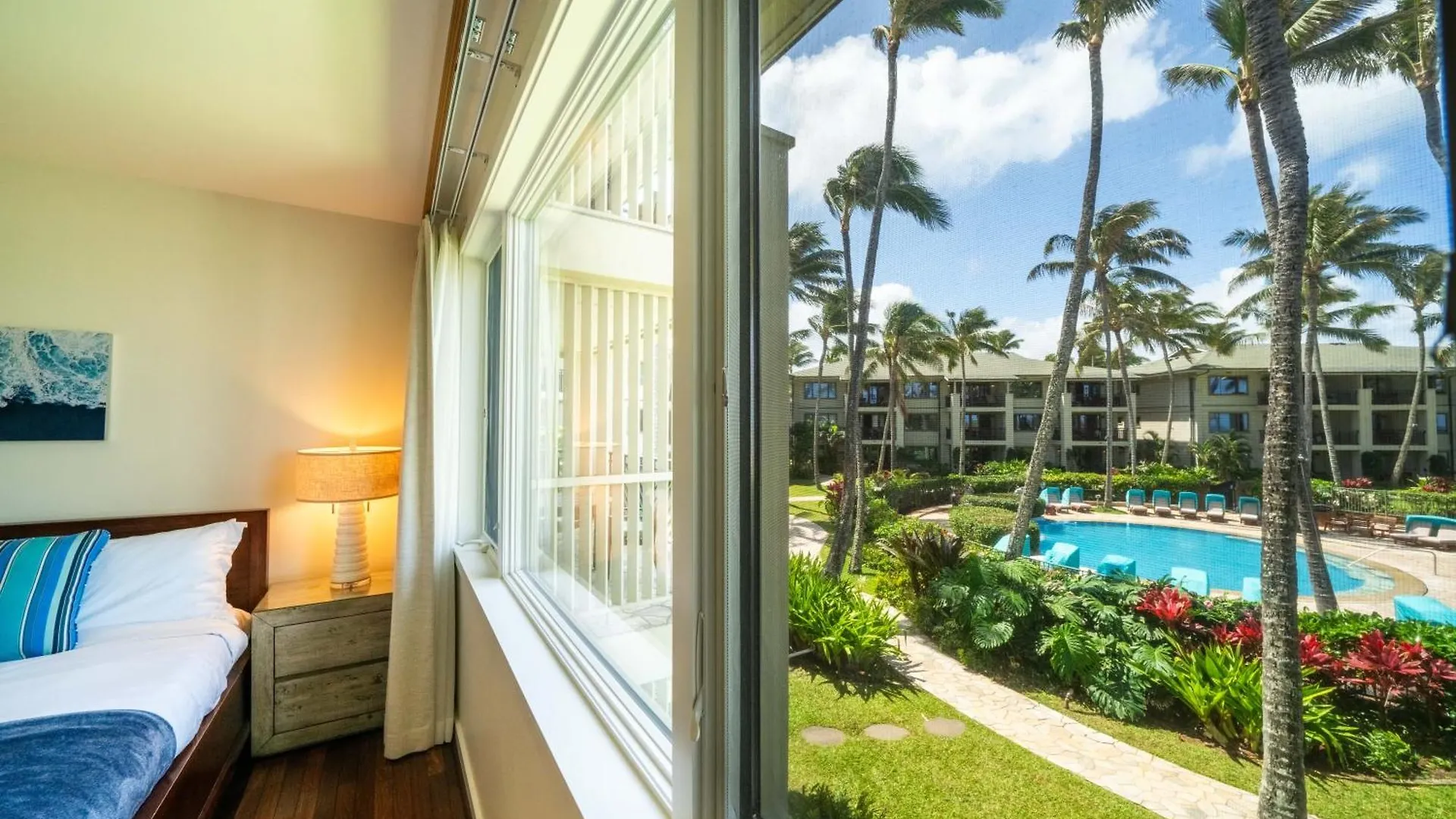 Stunning Luxurious Ocean Villa With Ocean Views From All Bedrooms. Kahuku